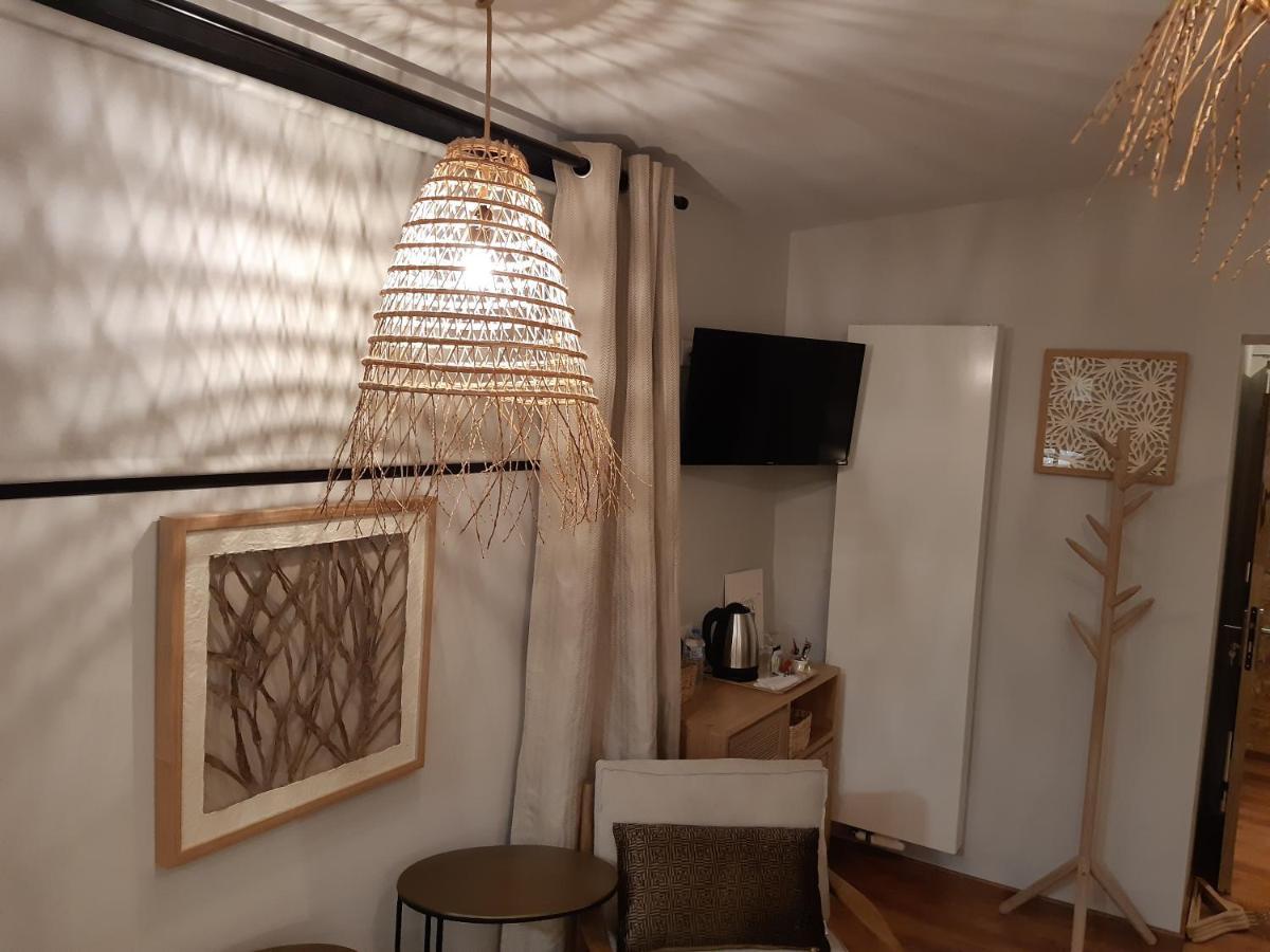Chambres D'Hotes Herbes Folles Steenwerck Exteriör bild